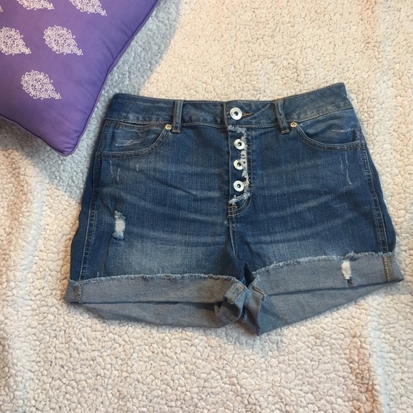 Maurices Pants - Maurice’s jean shorts